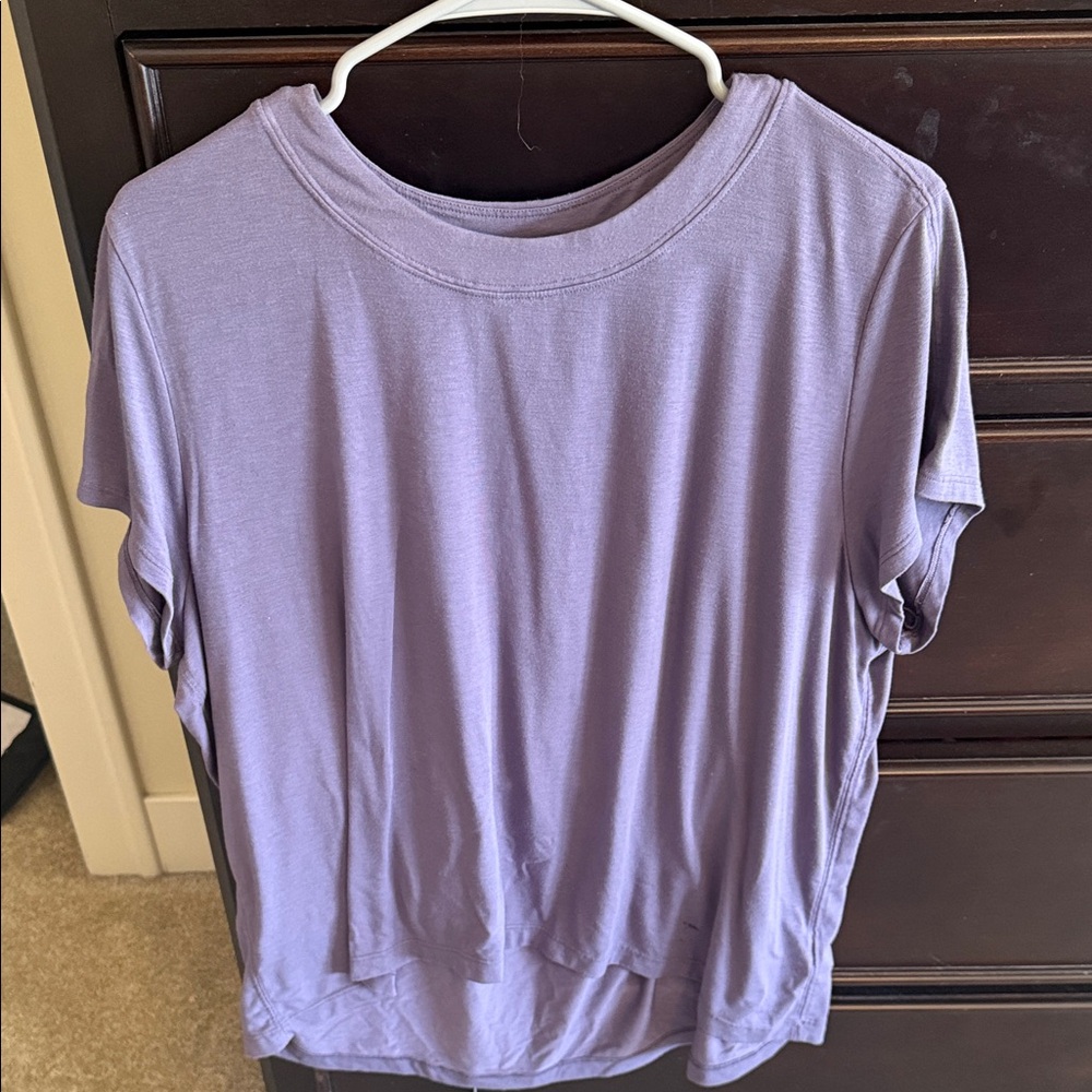 Athleta Relaxed Light Purple Short Sleeve Tee